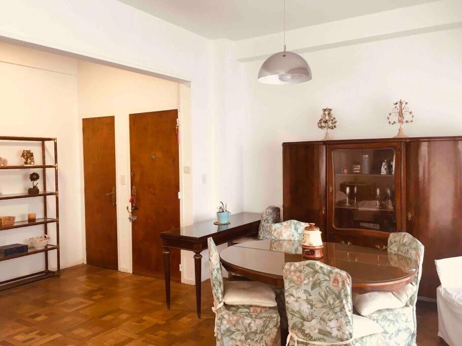 Buenos Aires Apartment *